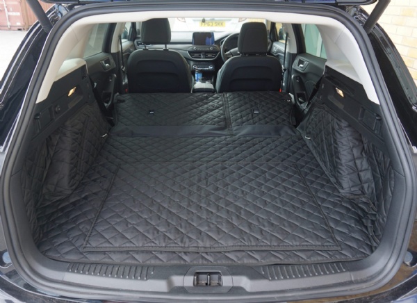 Ford Focus Estate 2018–2026 Fully Tailored Boot Liner