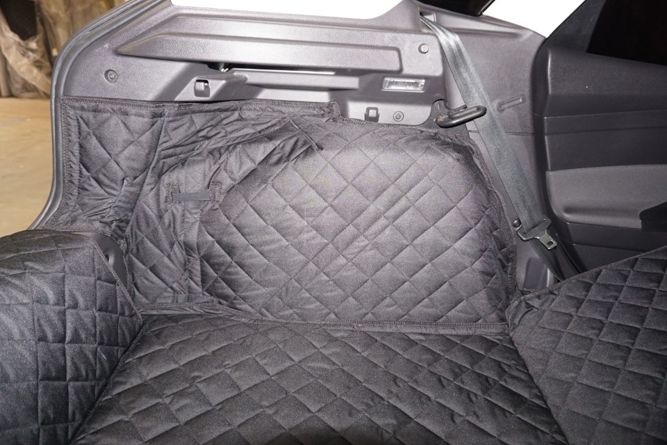 Ford Focus 2011 - 2014 (Hatchback) Fully Tailored Boot Liner - Image 2