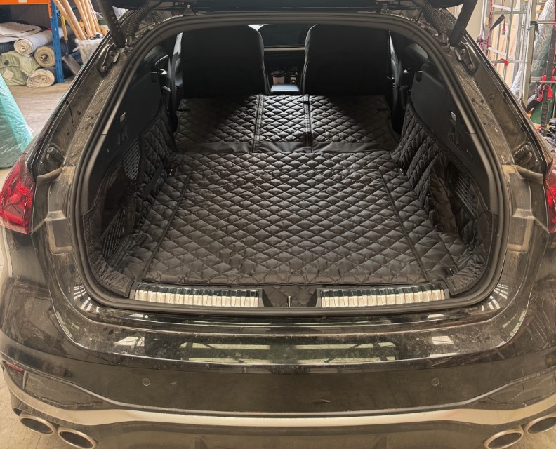 Audi A5 Avant 2025 - 2026 (B10) (E-Hybrid) Fully Tailored Boot Liner