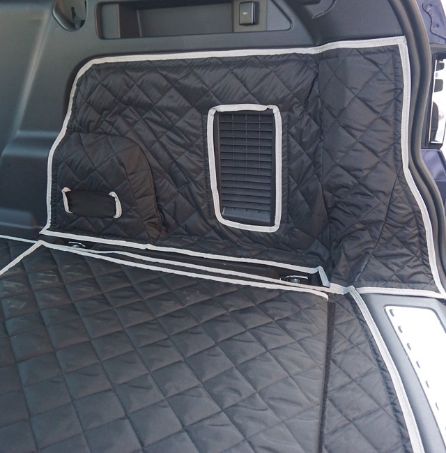 Land Rover Discovery Sport 2019 - 2026 (Without Air Vent On Right) Fully Tailored Boot Liner - Image 3